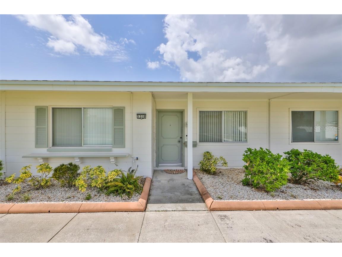 1310 Burbank Court Sun City Center FL 33573 T3461606 image1