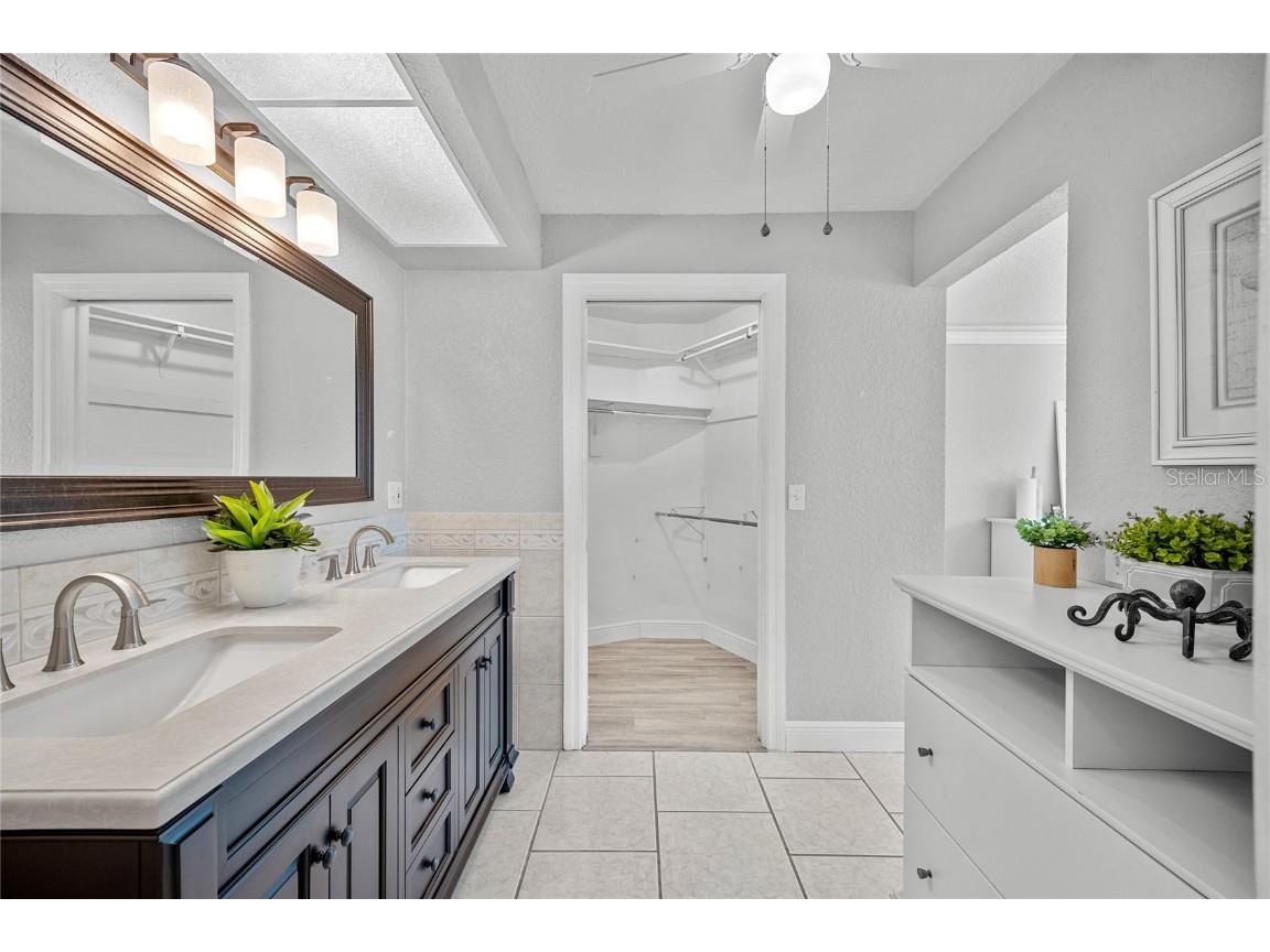 1310 Fairway Drive Dunedin FL 34698 TB8417307 image20