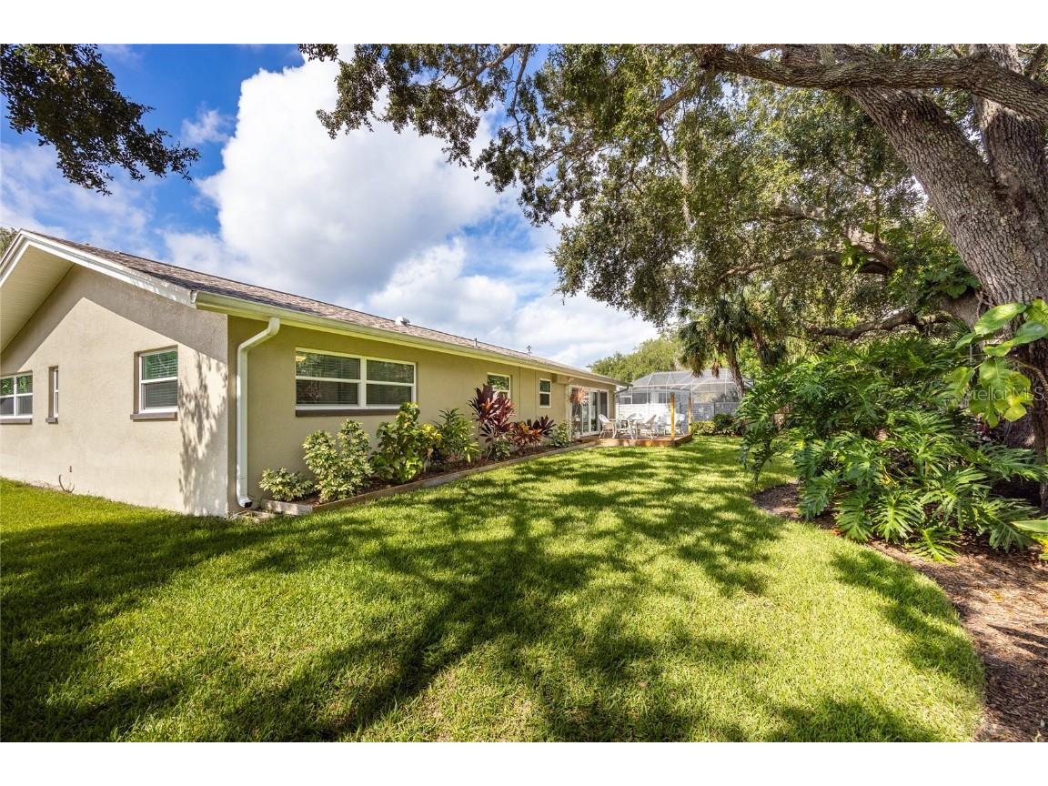 1310 Fairway Drive Dunedin FL 34698 TB8417307 image31