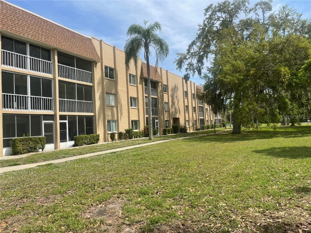 1310 Glen Oaks Drive E #182E Sarasota FL 34232 A4602679 image25