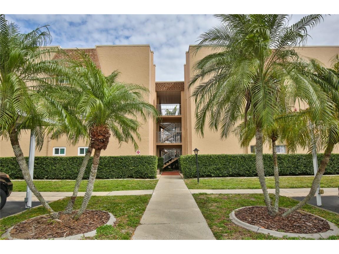 1310 Glen Oaks Drive E #184E Sarasota FL 34232 A4561666 image1