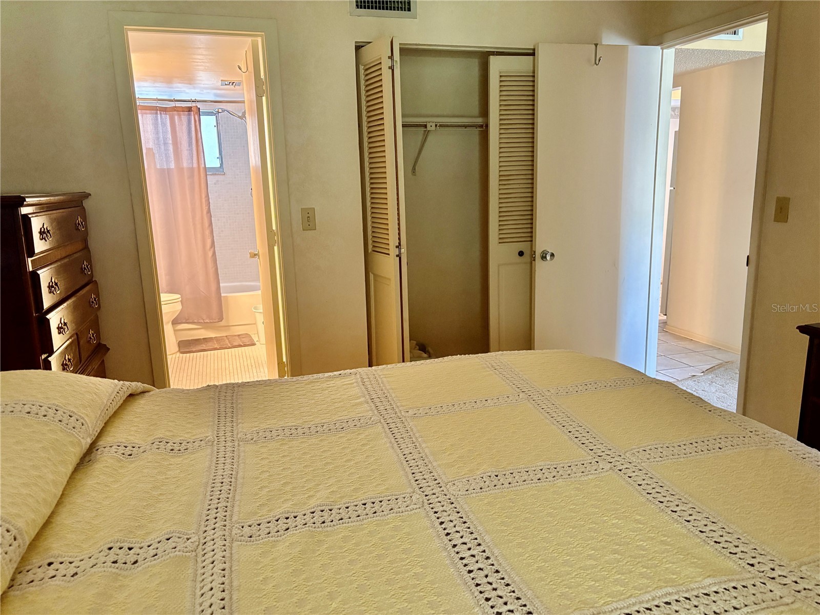 1310 Glen Oaks Drive E #385E Sarasota FL 34232 A4696219 image11