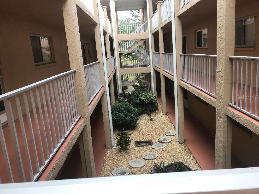 1310 Glen Oaks Drive E #385E Sarasota FL 34232 A4696219 image3