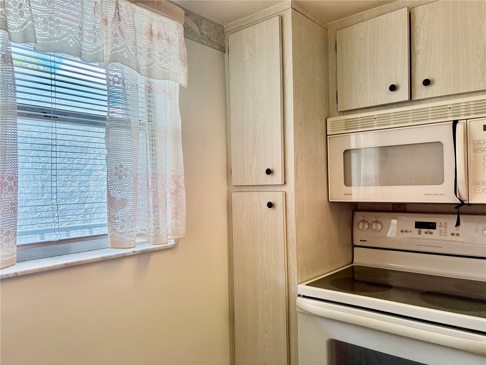 1310 Glen Oaks Drive E #385E Sarasota FL 34232 A4696219 image9