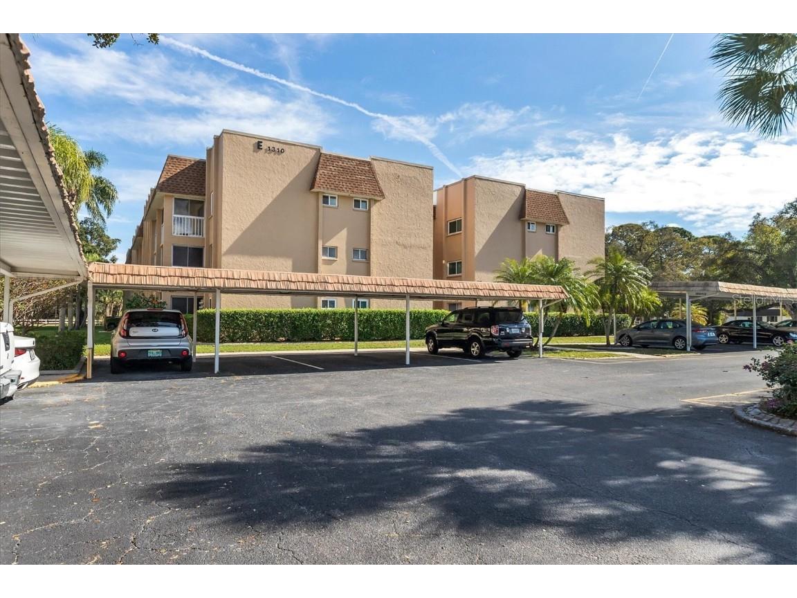 1310 Glen Oaks Drive E #386 Sarasota FL 34232 A4568203 image1