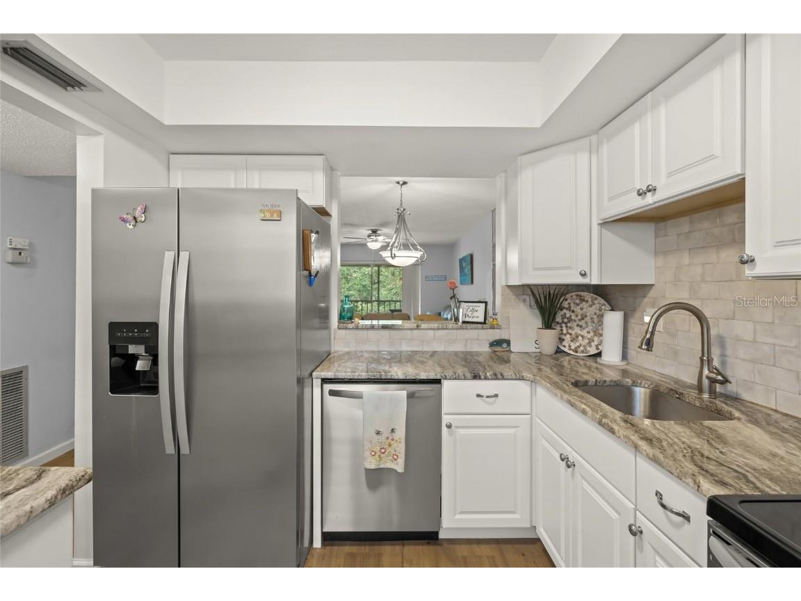 1310 Glen Oaks Drive E #391E Sarasota FL 34232 A4663532 image11