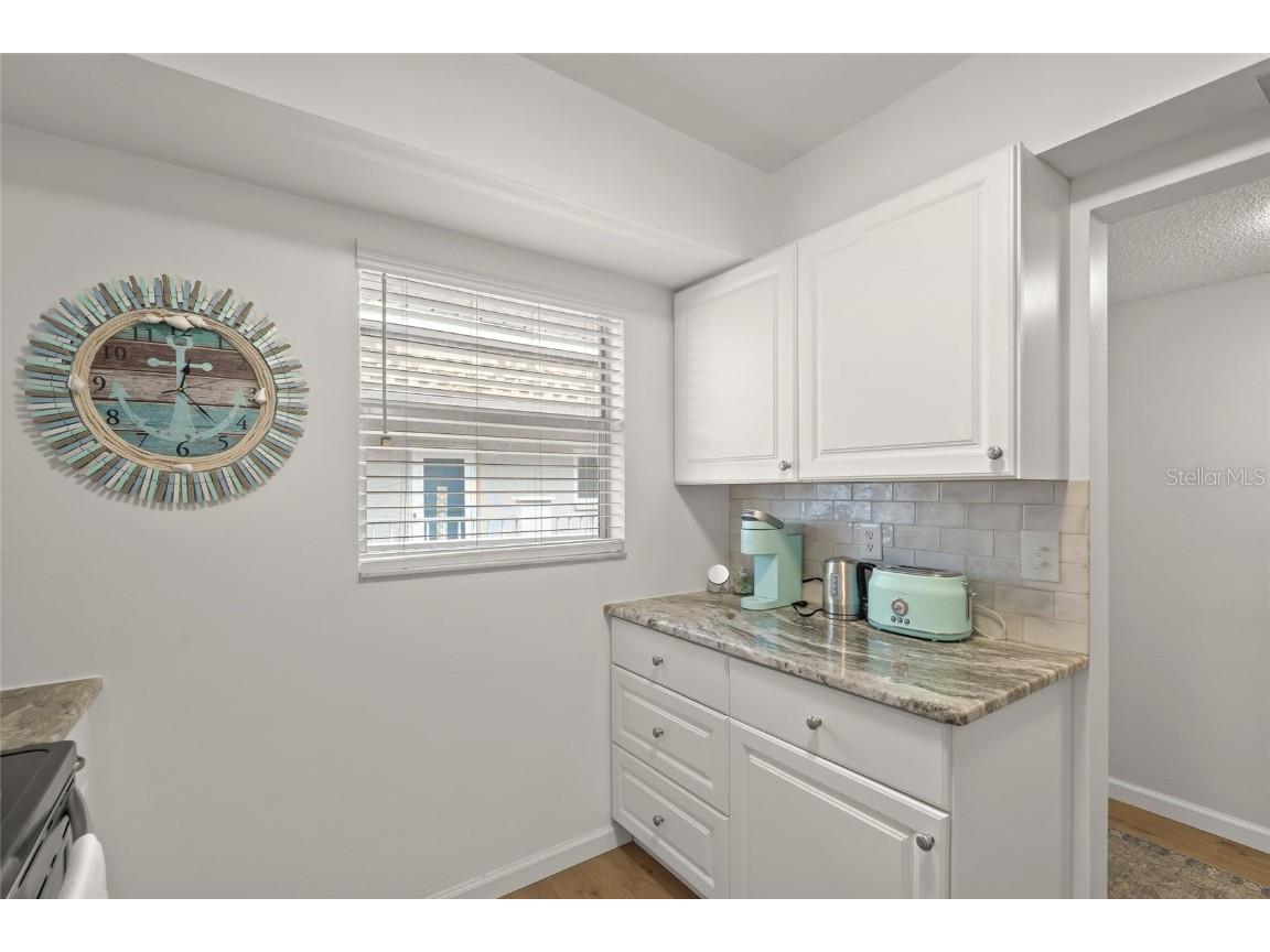 1310 Glen Oaks Drive E #391E Sarasota FL 34232 A4663532 image14