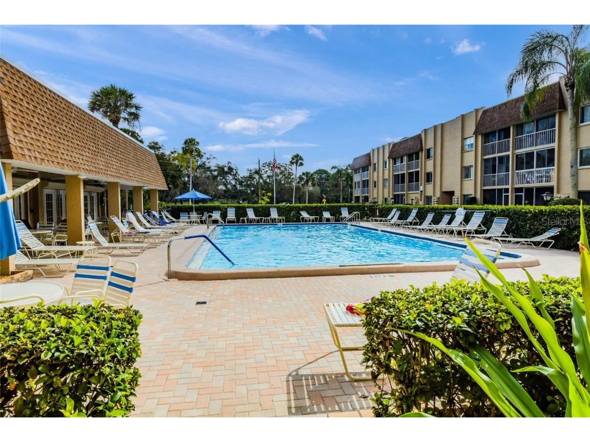 1310 Glen Oaks Drive E #391E Sarasota FL 34232 A4663532 image27