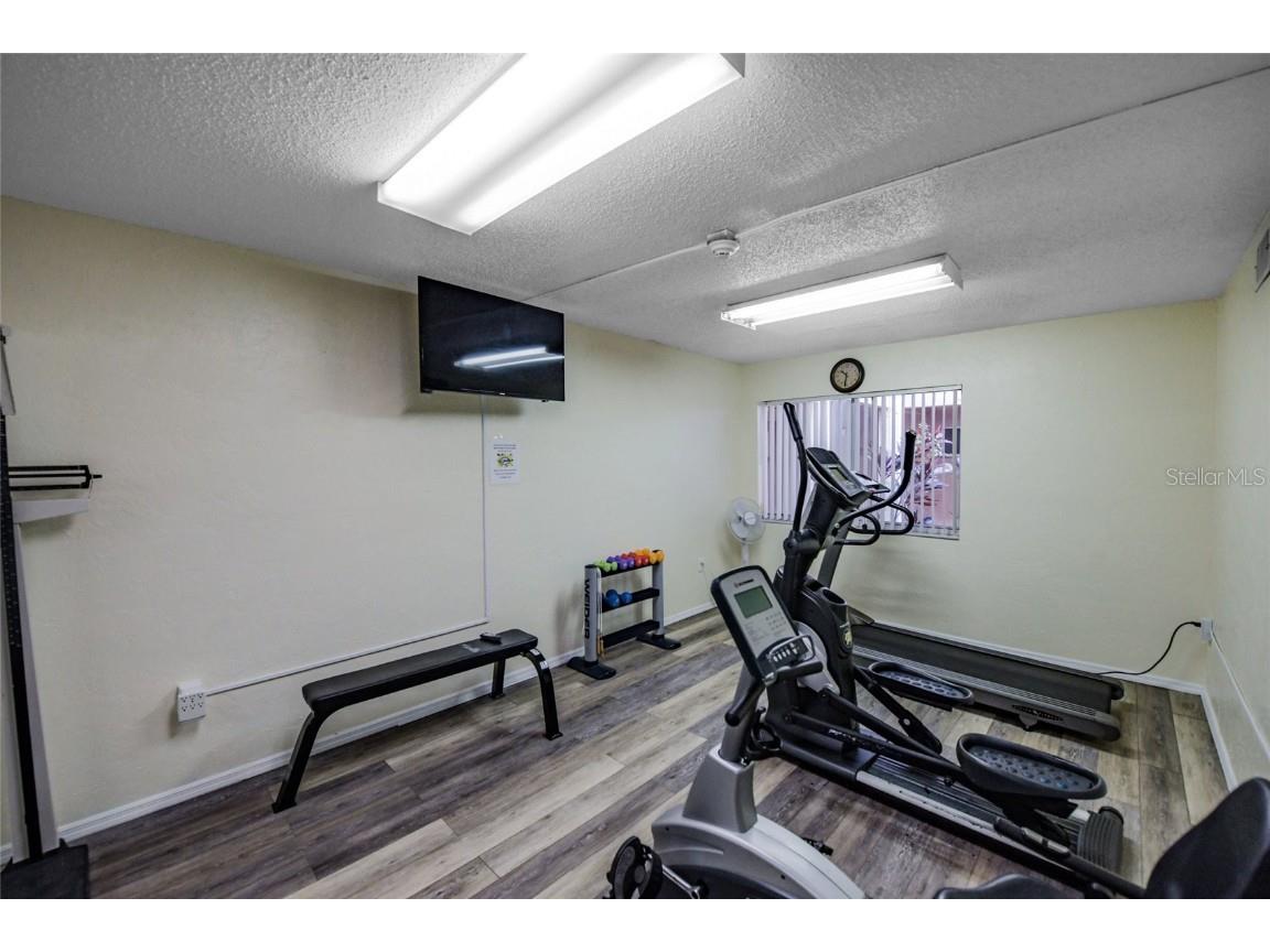 1310 Glen Oaks Drive E #391E Sarasota FL 34232 A4663532 image28