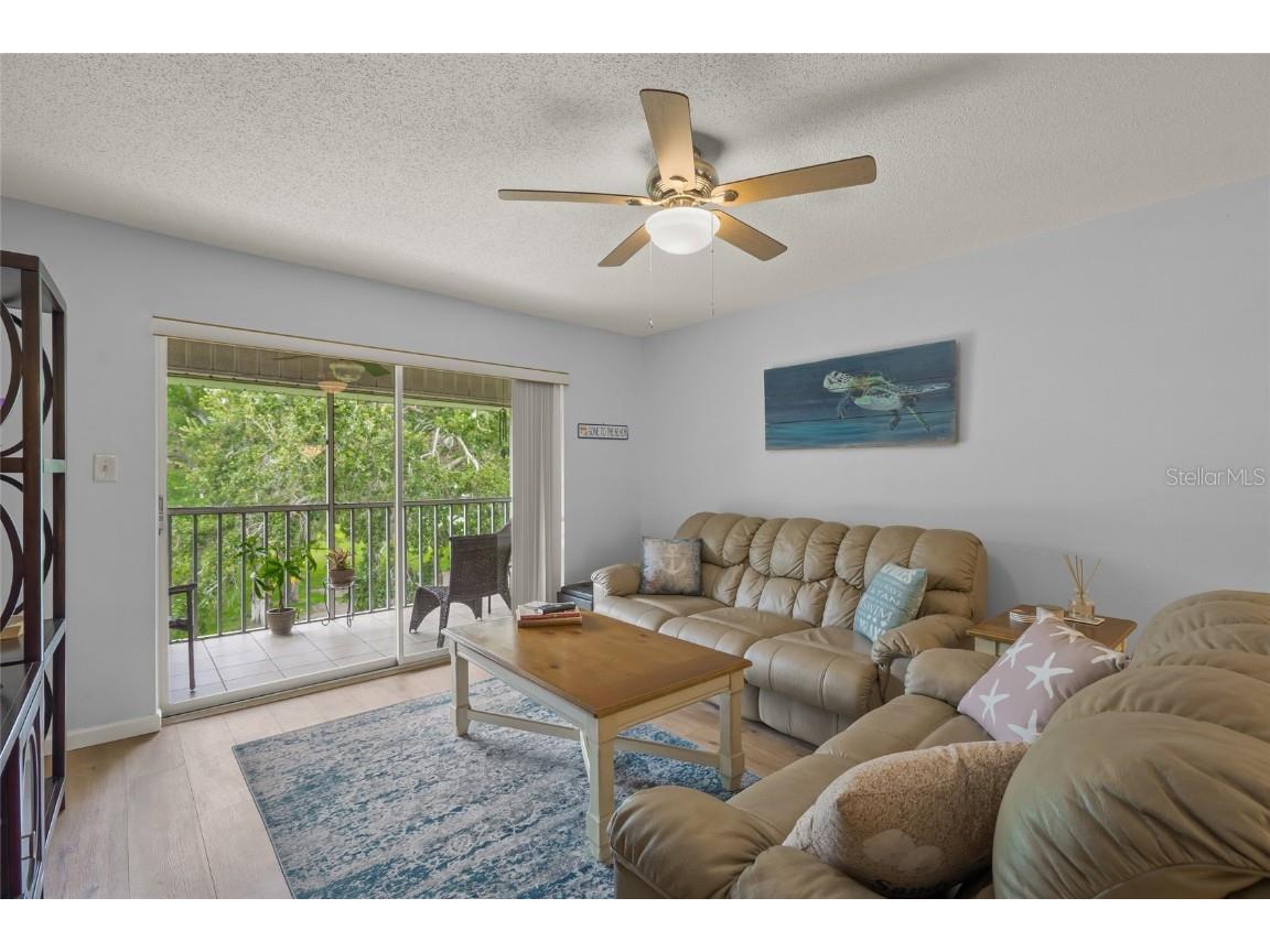 1310 Glen Oaks Drive E #391E Sarasota FL 34232 A4663532 image3