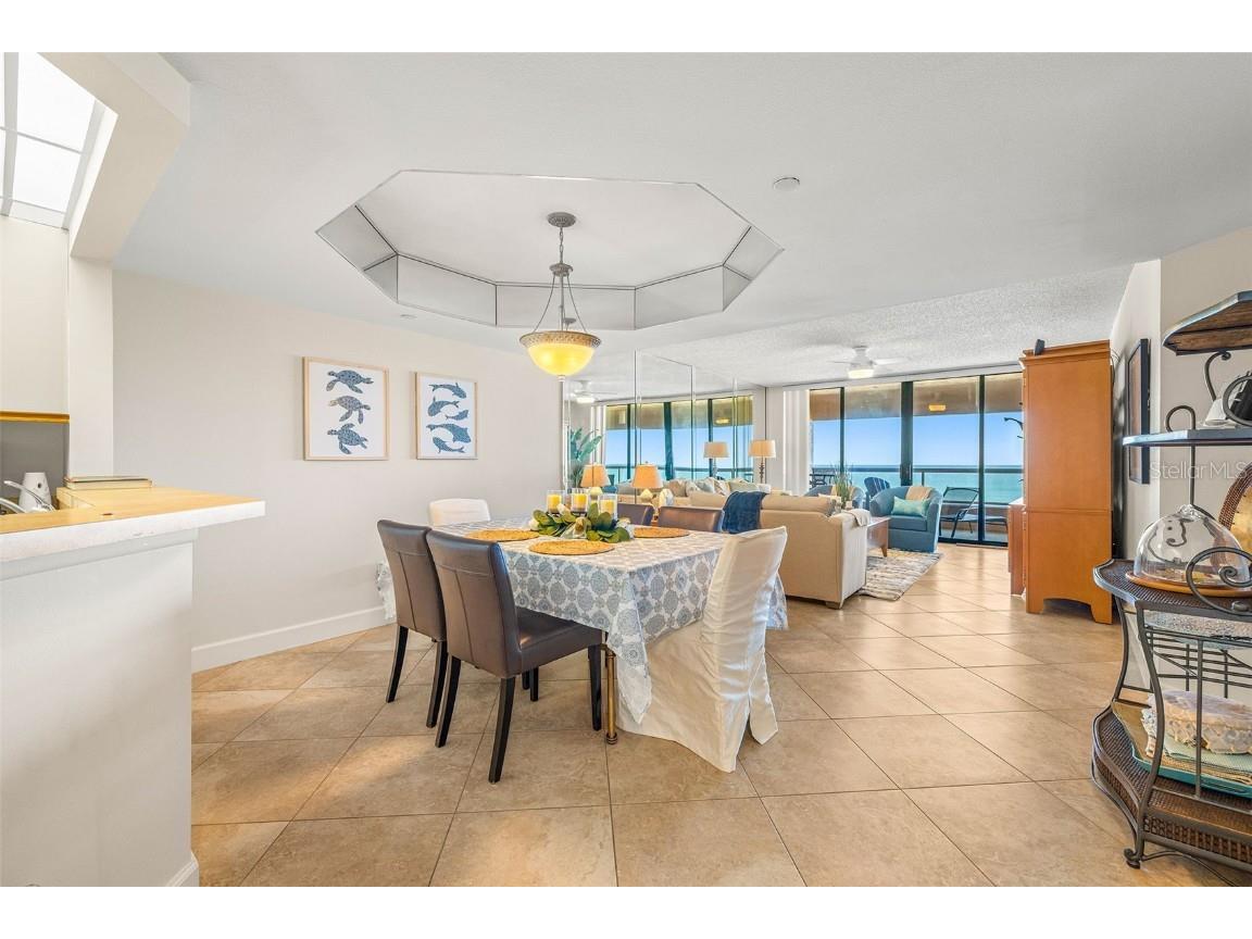 1310 Gulf Boulevard #10D Clearwater Beach FL 33767 TB8392901 image4