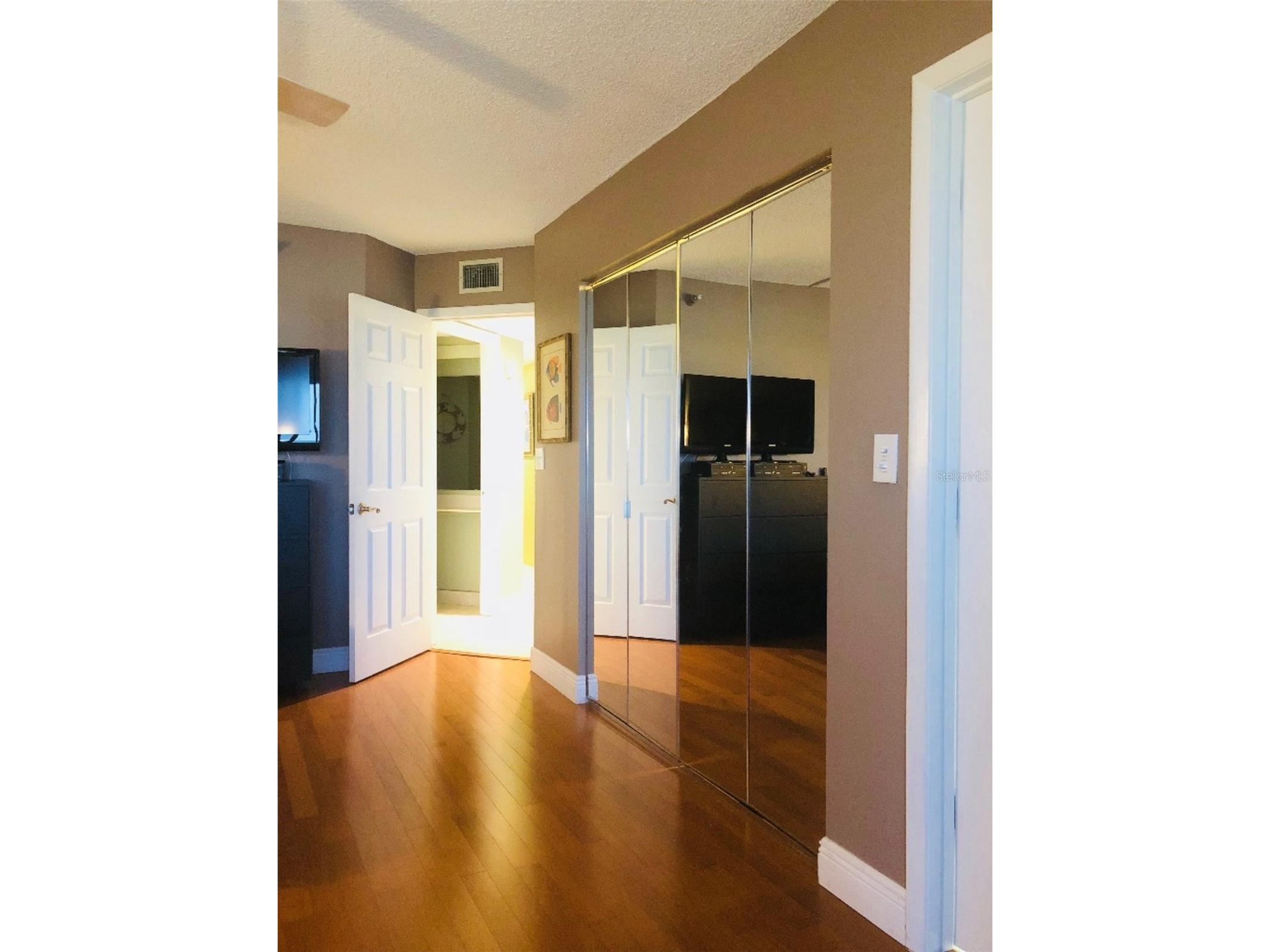 1310 Gulf Boulevard #15E Clearwater Beach FL 33767 TB8444447 image17