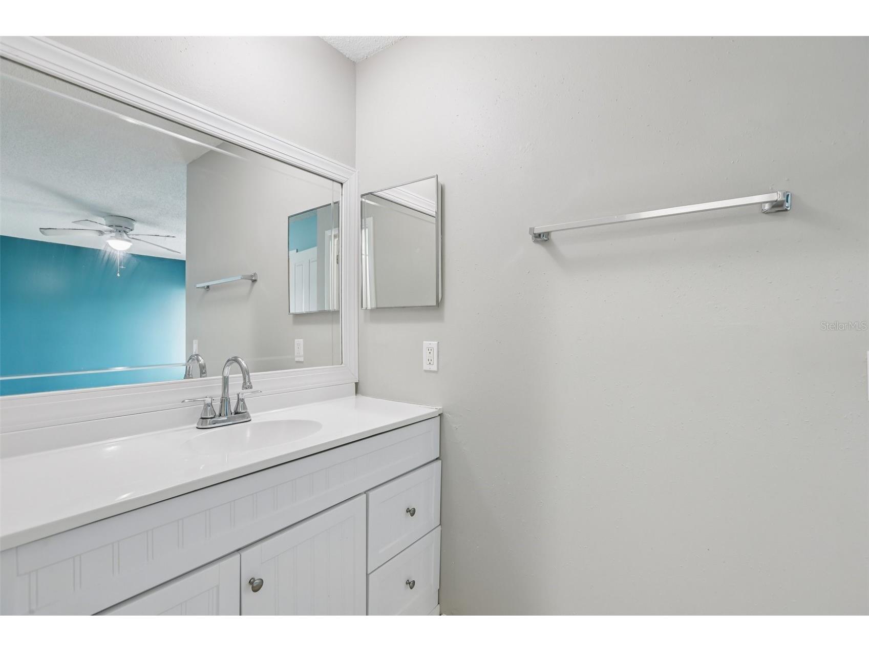 1310 Mountain View Drive #105 Tampa FL 33612 TB8452495 image31