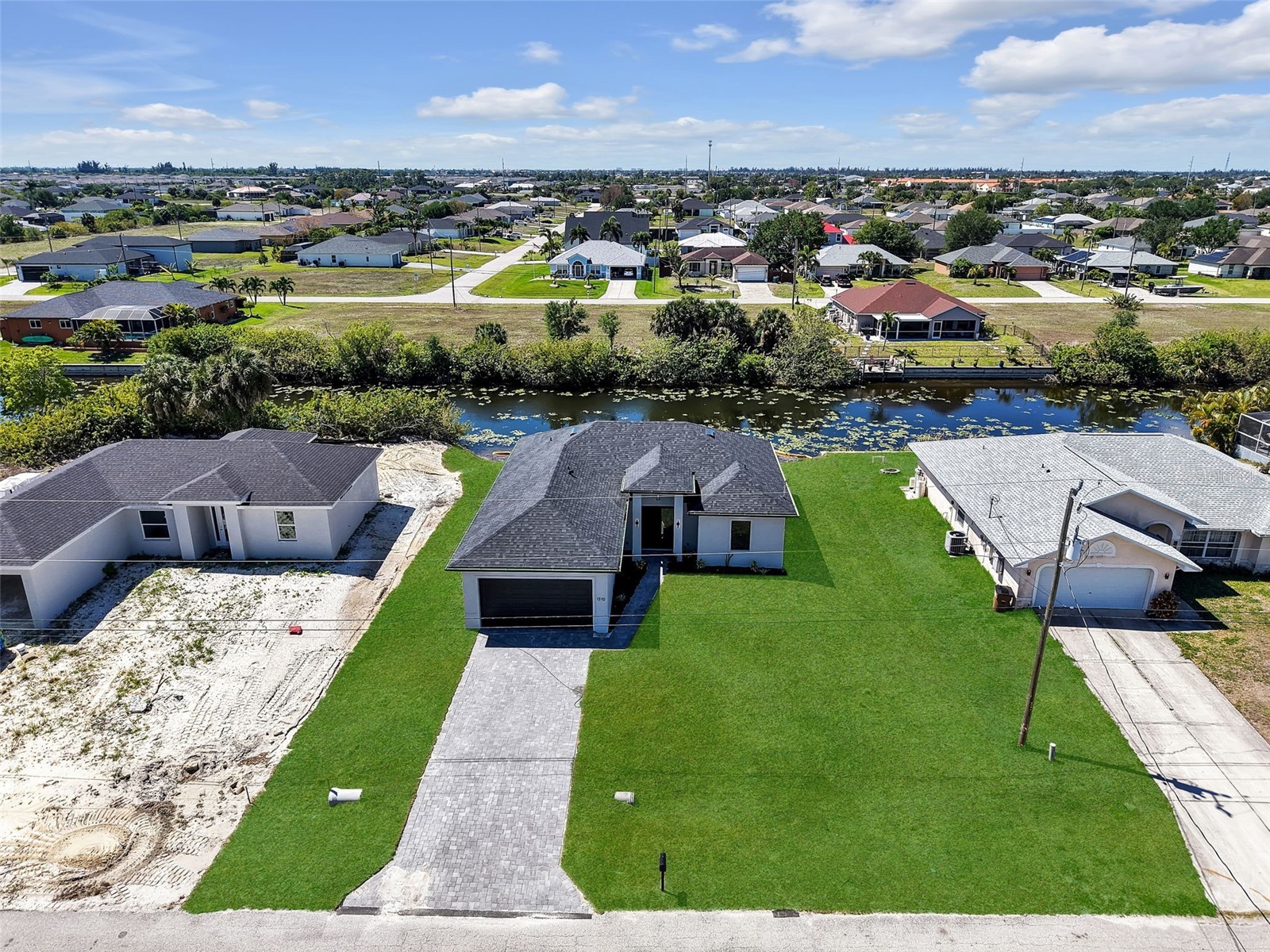 1310 NW 11th Terrace Cape Coral FL 33993 A4690878 image2