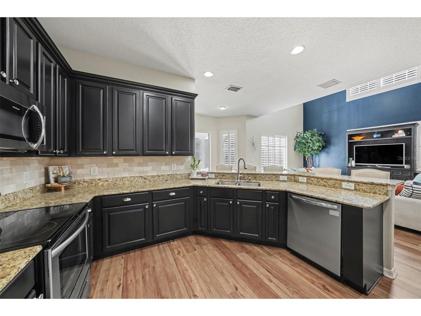 1310 Oxbridge Drive Lutz FL 33549 - HOG ISLAND LAKE TB8488736 image18