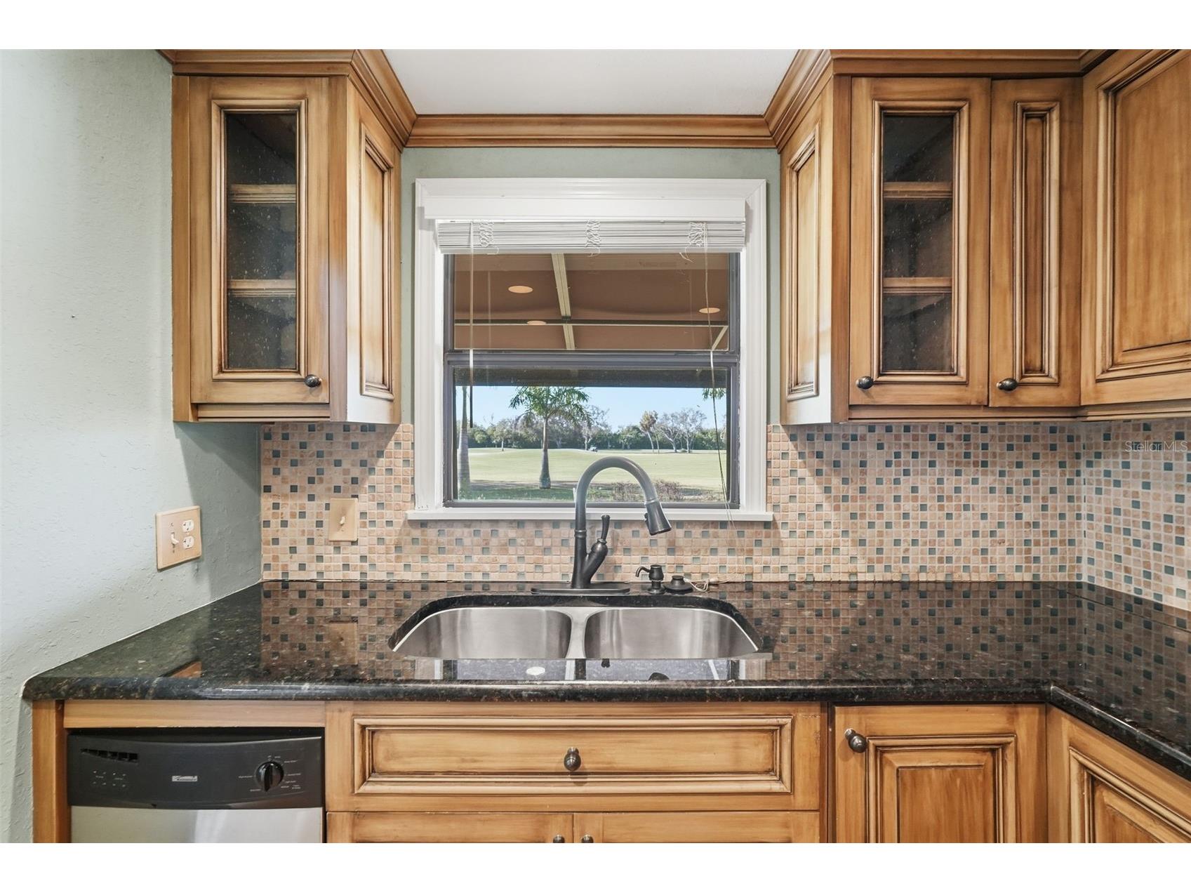 1310 Pelican Creek Crossing Saint Petersburg FL 33707 TB8469101 image14