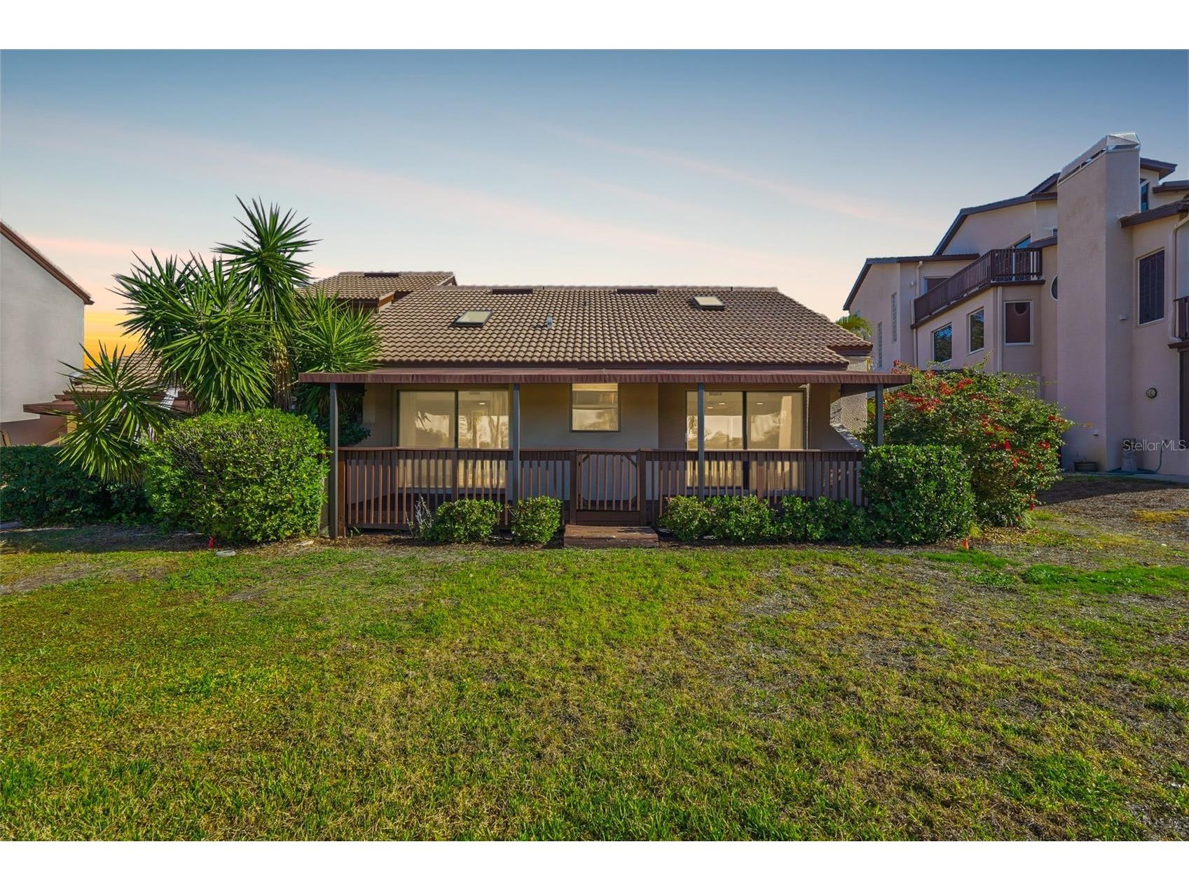 1310 Pelican Creek Crossing Saint Petersburg FL 33707 TB8469101 image29