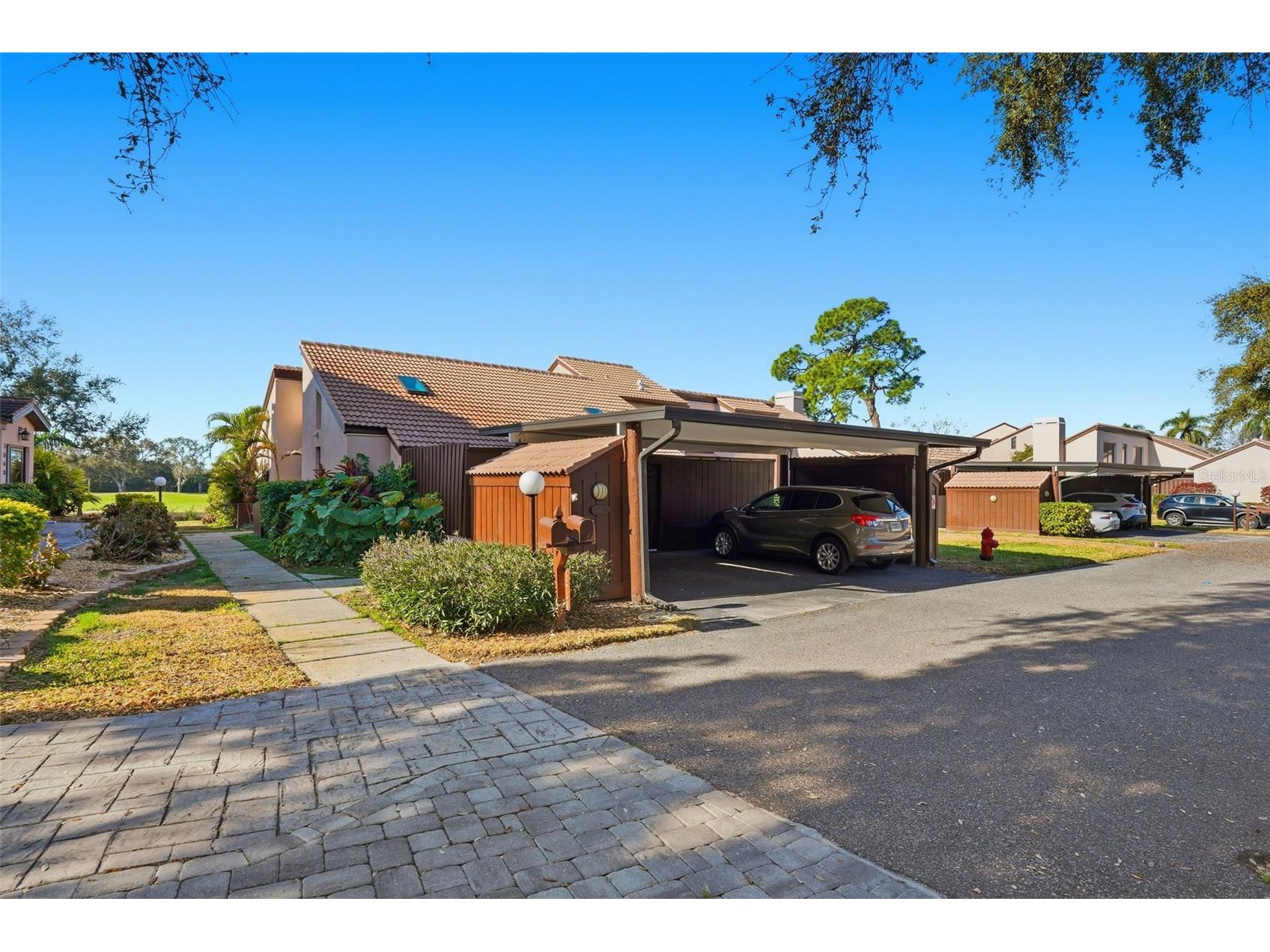 1310 Pelican Creek Crossing Saint Petersburg FL 33707 TB8469101 image31