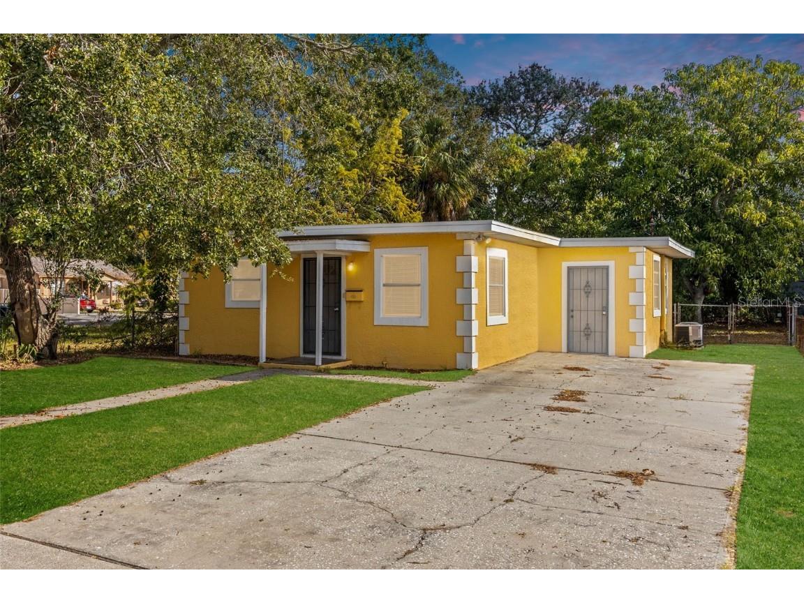 1310 Preston Street S Saint Petersburg FL 33712 TB8335445 image1