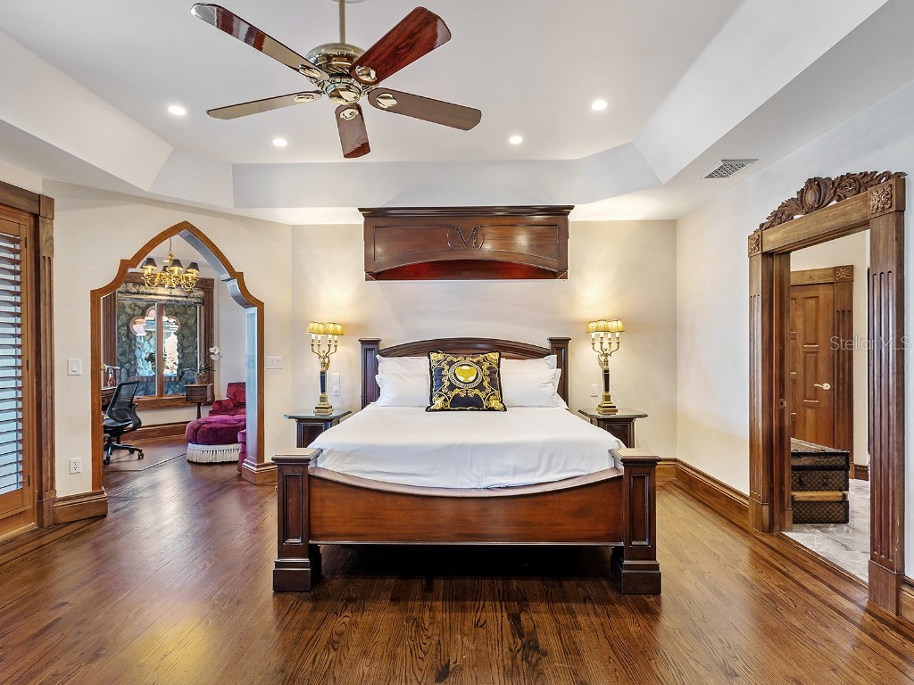 1310 S Lake Shore Drive Sarasota FL 34231 - LITTLE SARASOTA BAY A4673508 image40