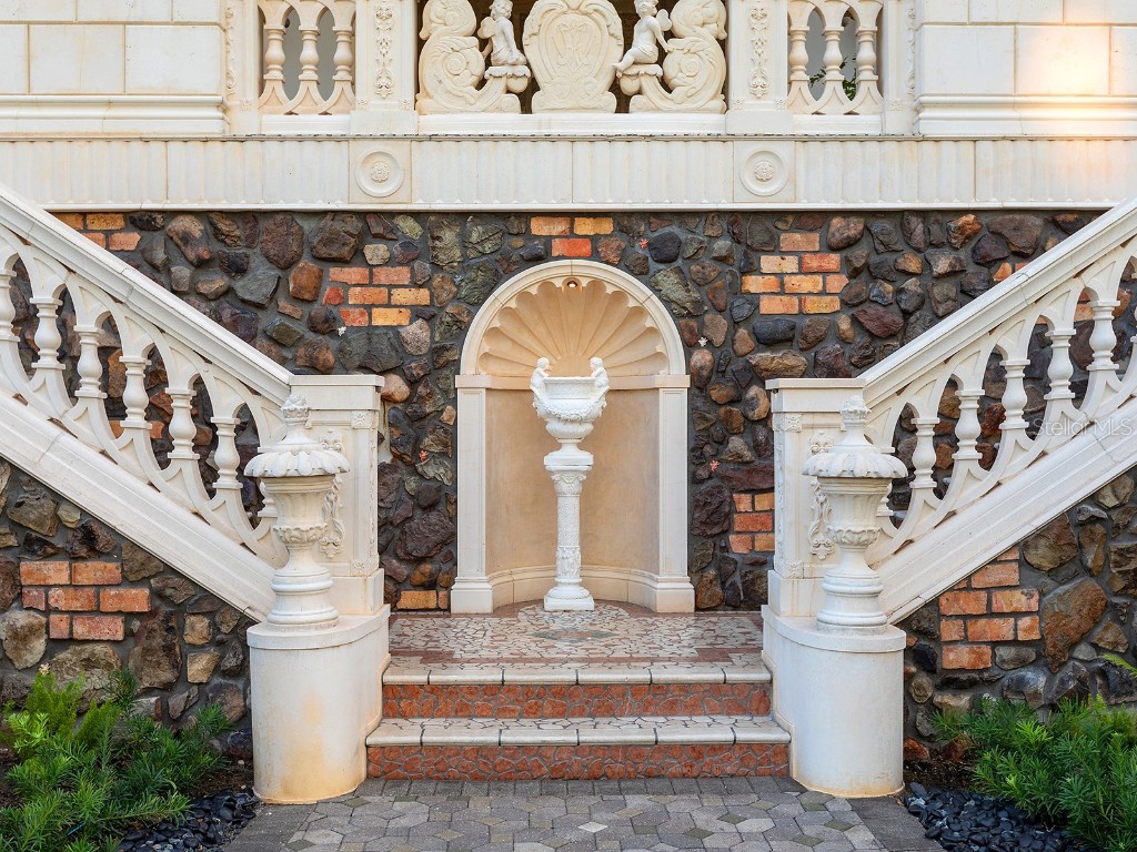 1310 S Lake Shore Drive Sarasota FL 34231 - LITTLE SARASOTA BAY A4673508 image61