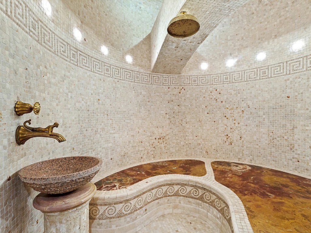 1310 S Lake Shore Drive Sarasota FL 34231 - LITTLE SARASOTA BAY A4673508 image69