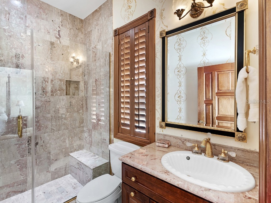 1310 S Lake Shore Drive Sarasota FL 34231 - LITTLE SARASOTA BAY A4673508 image82