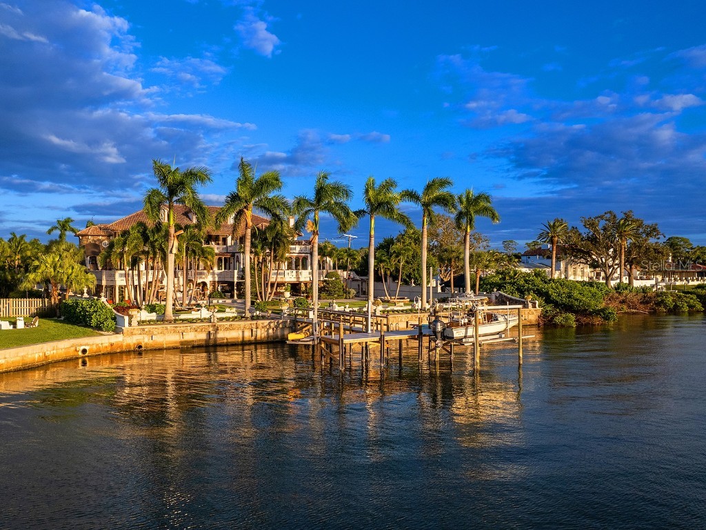 1310 S Lake Shore Drive Sarasota FL 34231 - LITTLE SARASOTA BAY A4673508 image95