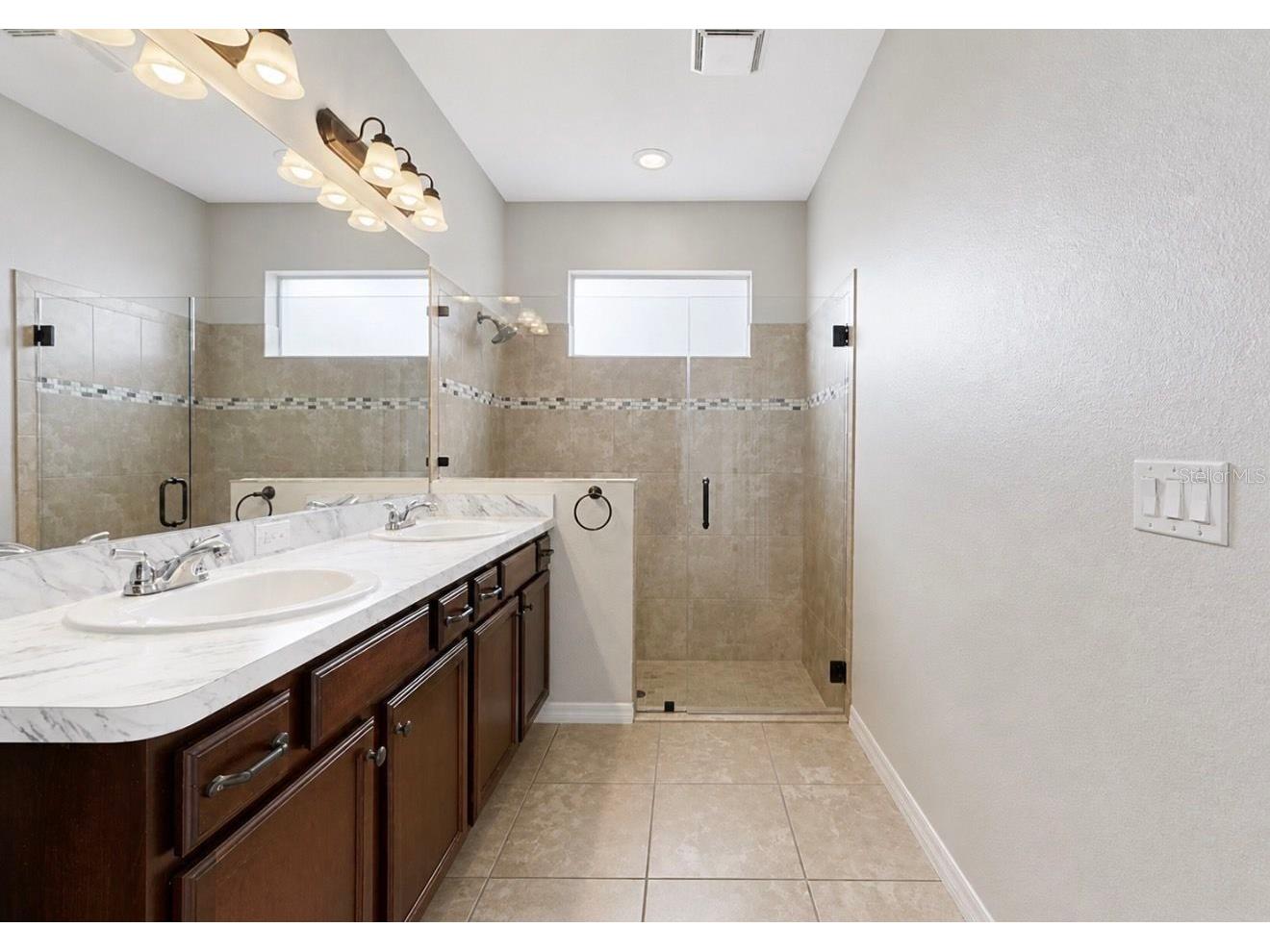 13101 Done Groven Drive Dover FL 33527 TB8505926 image43