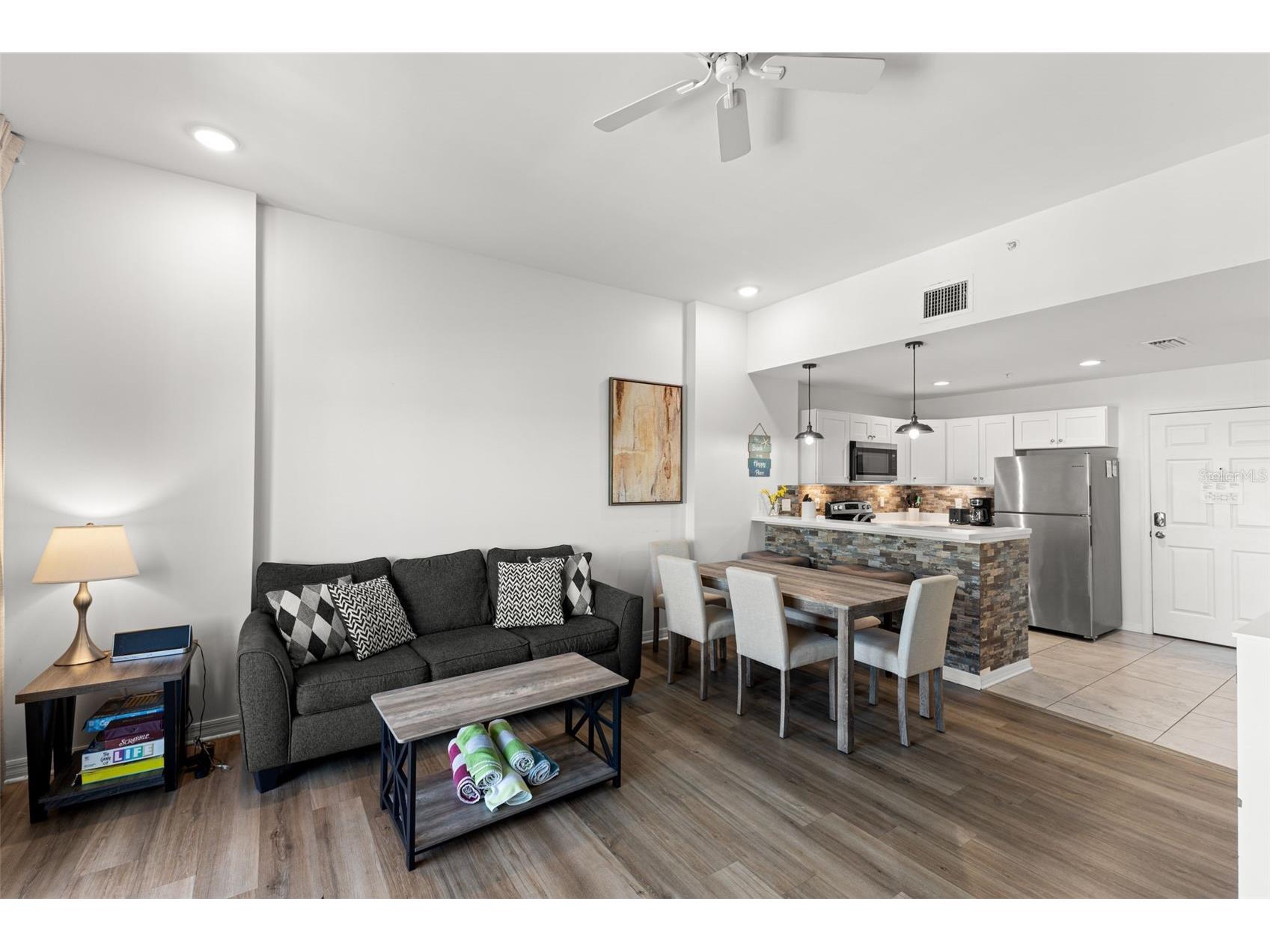 13101 Gulf Boulevard #1605 Madeira Beach FL 33708 - INTRACOASTAL WATERWAY TB8495695 image14