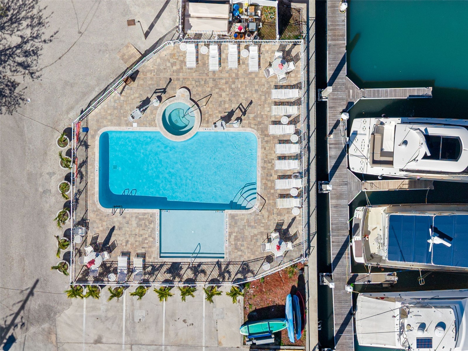 13101 Gulf Boulevard #1605 Madeira Beach FL 33708 - INTRACOASTAL WATERWAY TB8495695 image17