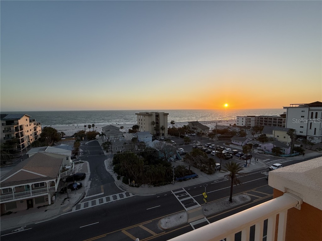 13101 Gulf Boulevard #1702 Saint Petersburg FL 33708 TB8369810 image1