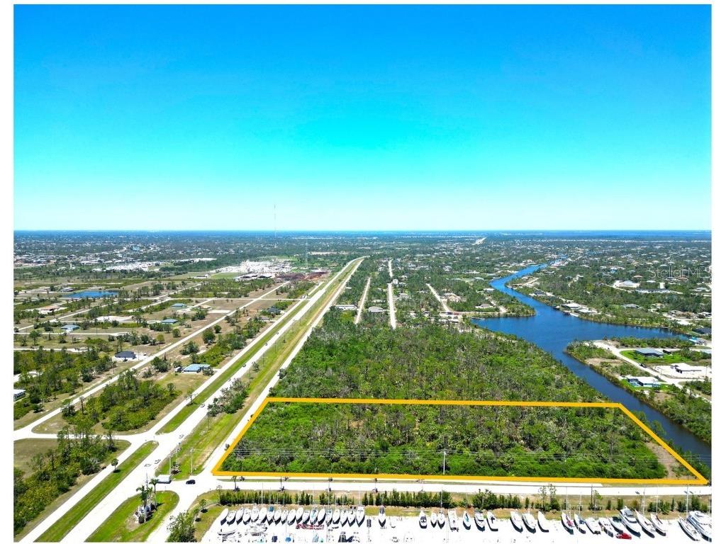 13102 Appleton Boulevard Port Charlotte FL 33981 - SANTA CRUZ WATERWAY D6141894 image5