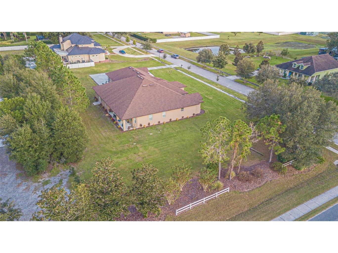 13102 Done Groven Drive Dover FL 33527 TB8429563 image35