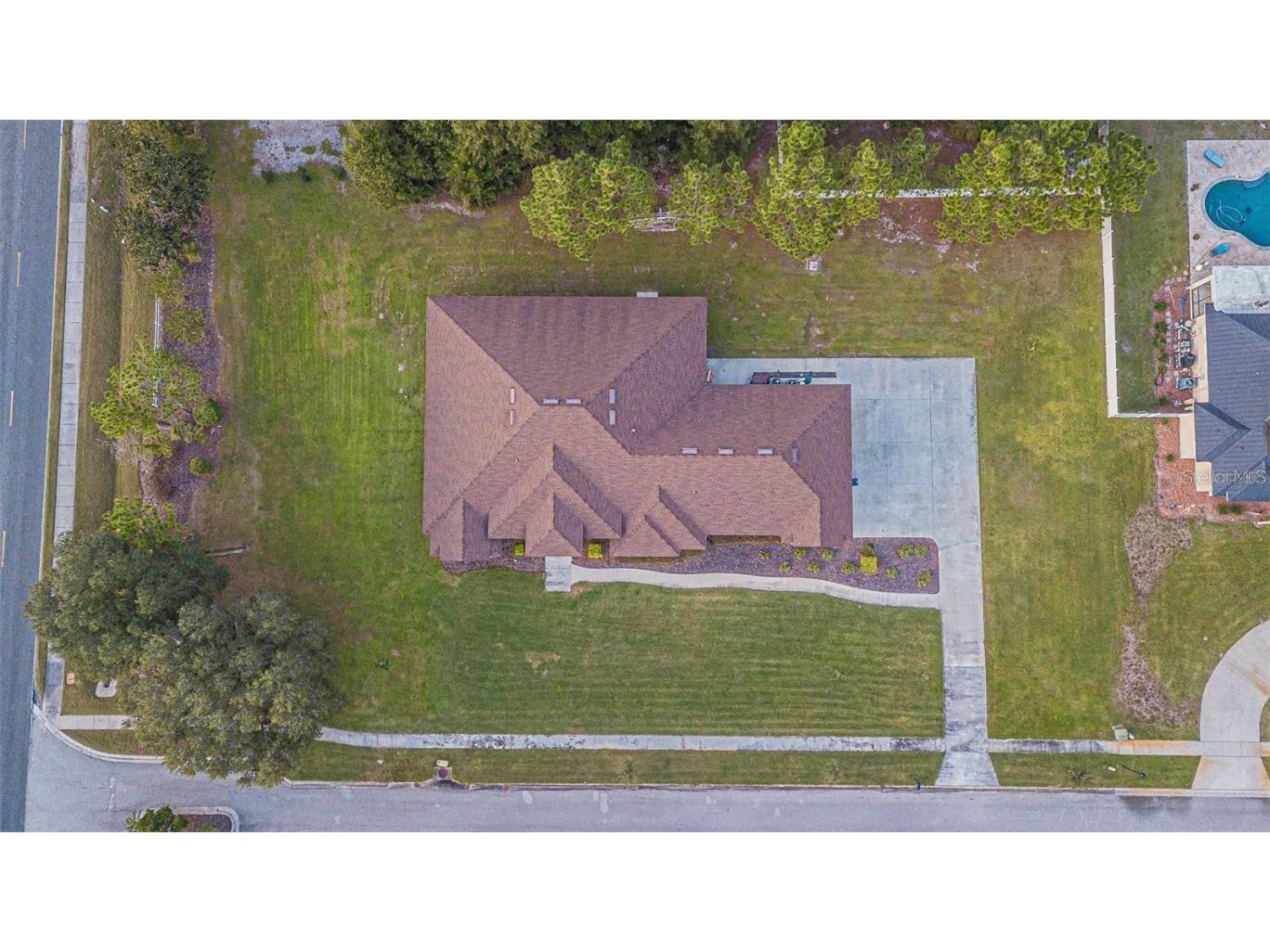 13102 Done Groven Drive Dover FL 33527 TB8429563 image37