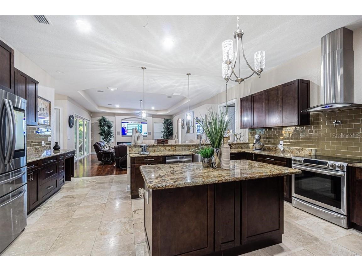 13102 Done Groven Drive Dover FL 33527 TB8429563 image4