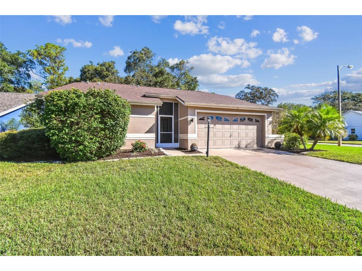 13103 Topflite Court Hudson FL 34669 W7880253 image2