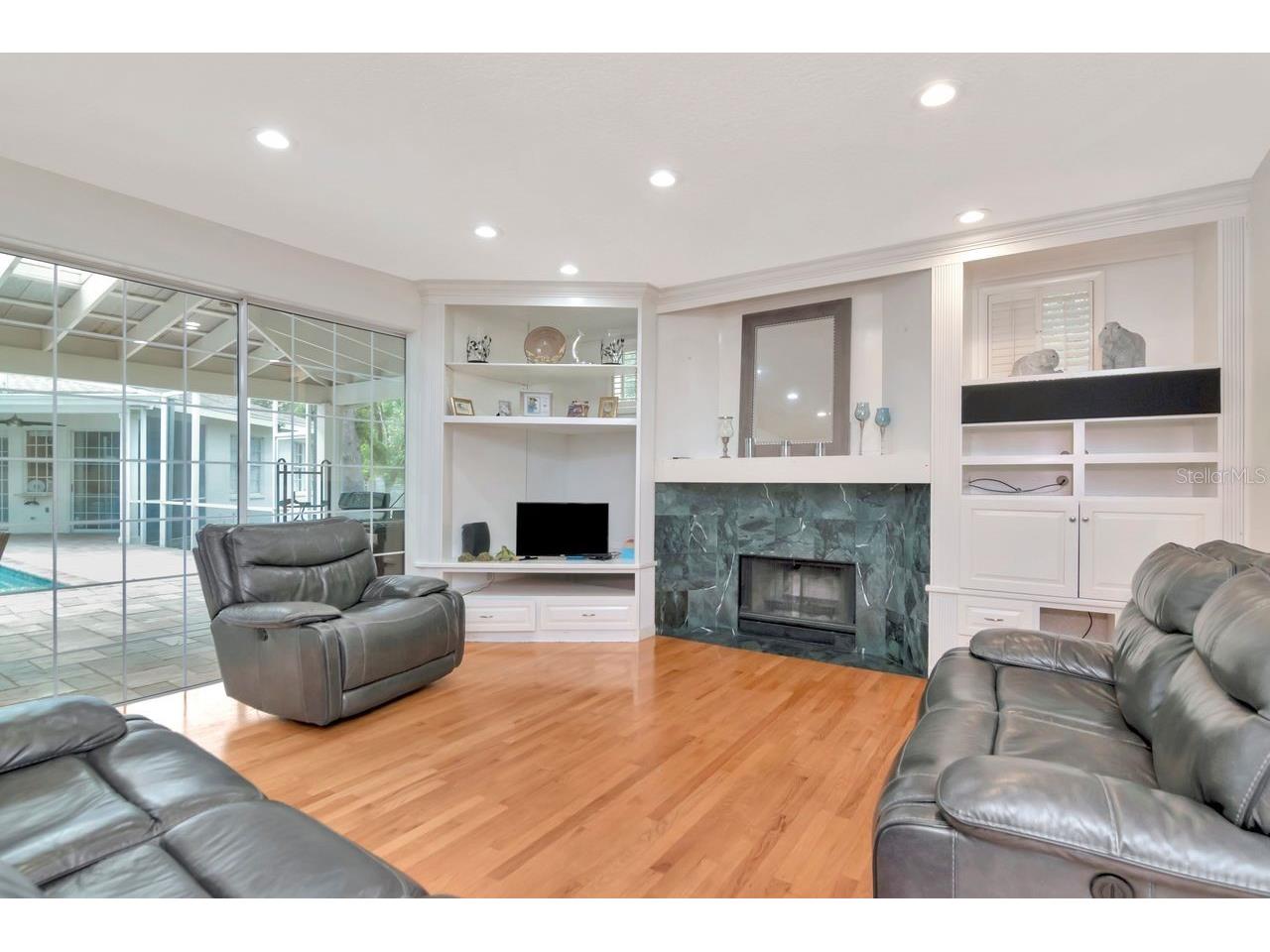 13104 Greengage Lane Tampa FL 33612 TB8472688 image13