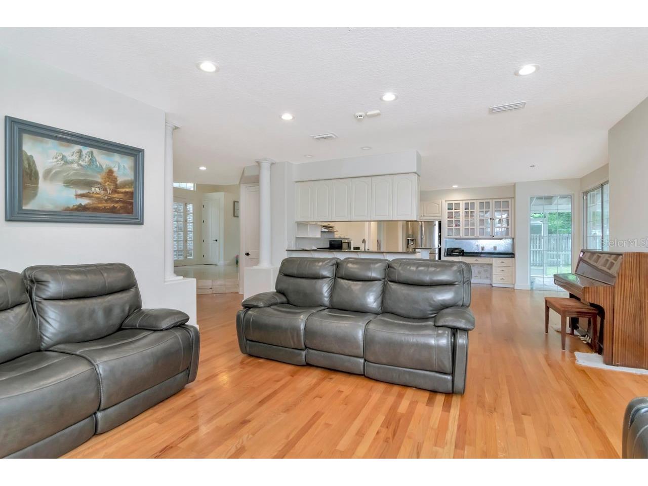 13104 Greengage Lane Tampa FL 33612 TB8472688 image15