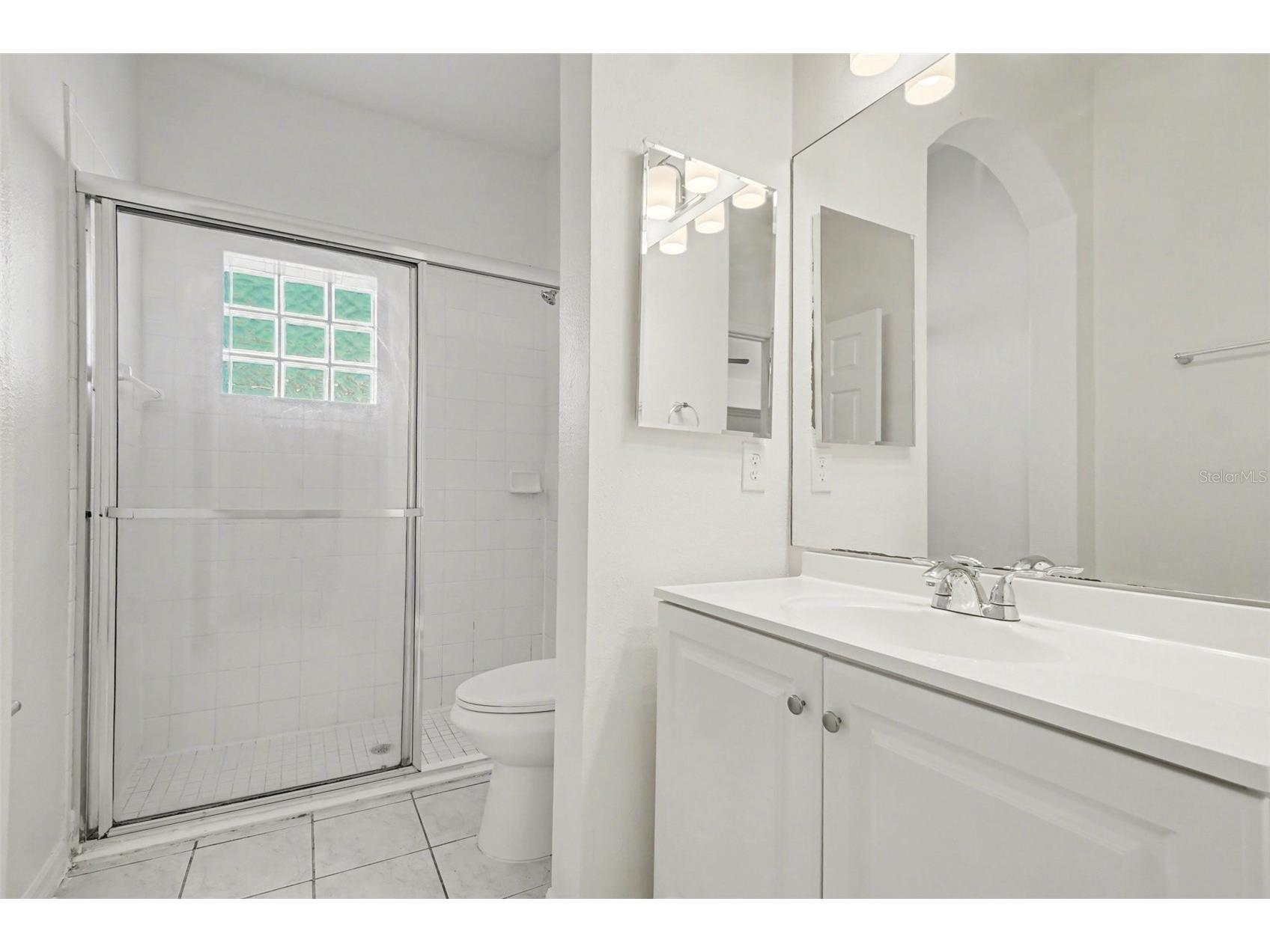 13107 Glenview Lane Grand Island FL 32735 O6381605 image10