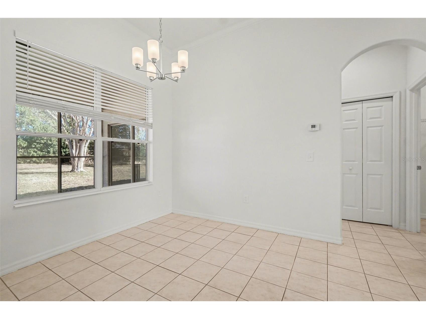 13107 Glenview Lane Grand Island FL 32735 O6381605 image12