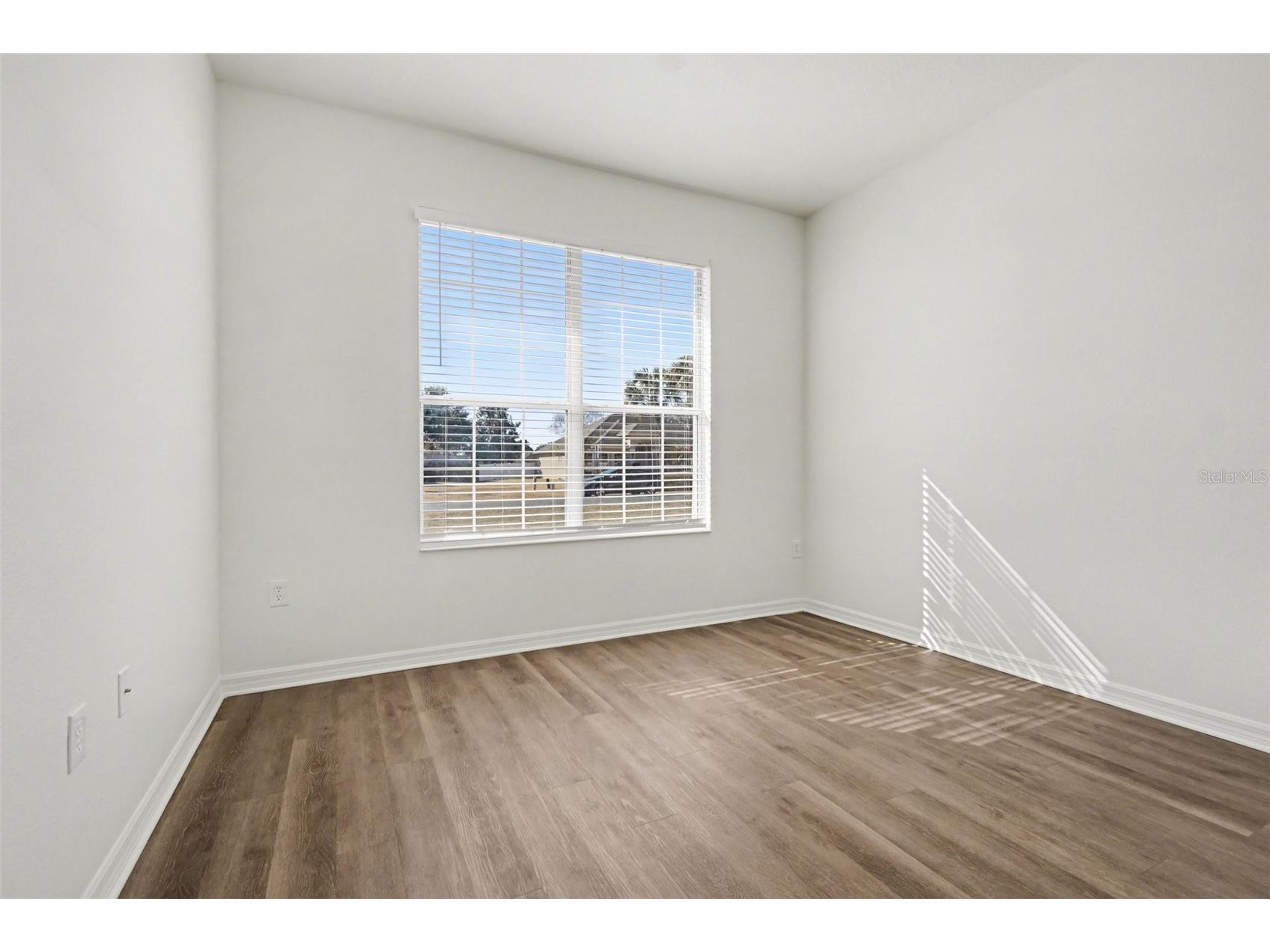 13107 Glenview Lane Grand Island FL 32735 O6381605 image17