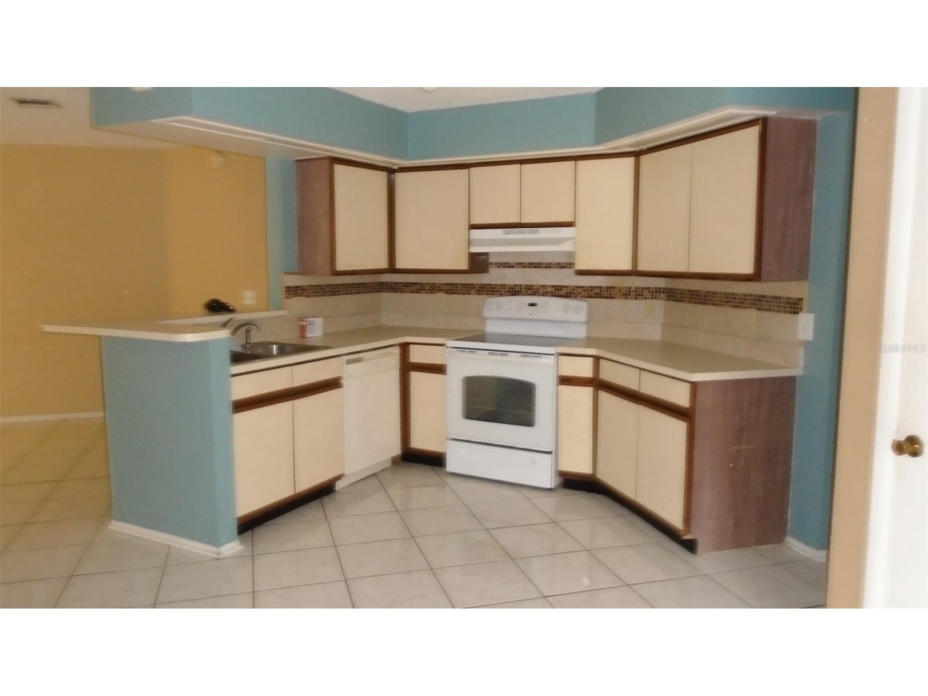 13107 Los Angeles Woods Lane Orlando FL 32824 O6404593 image2
