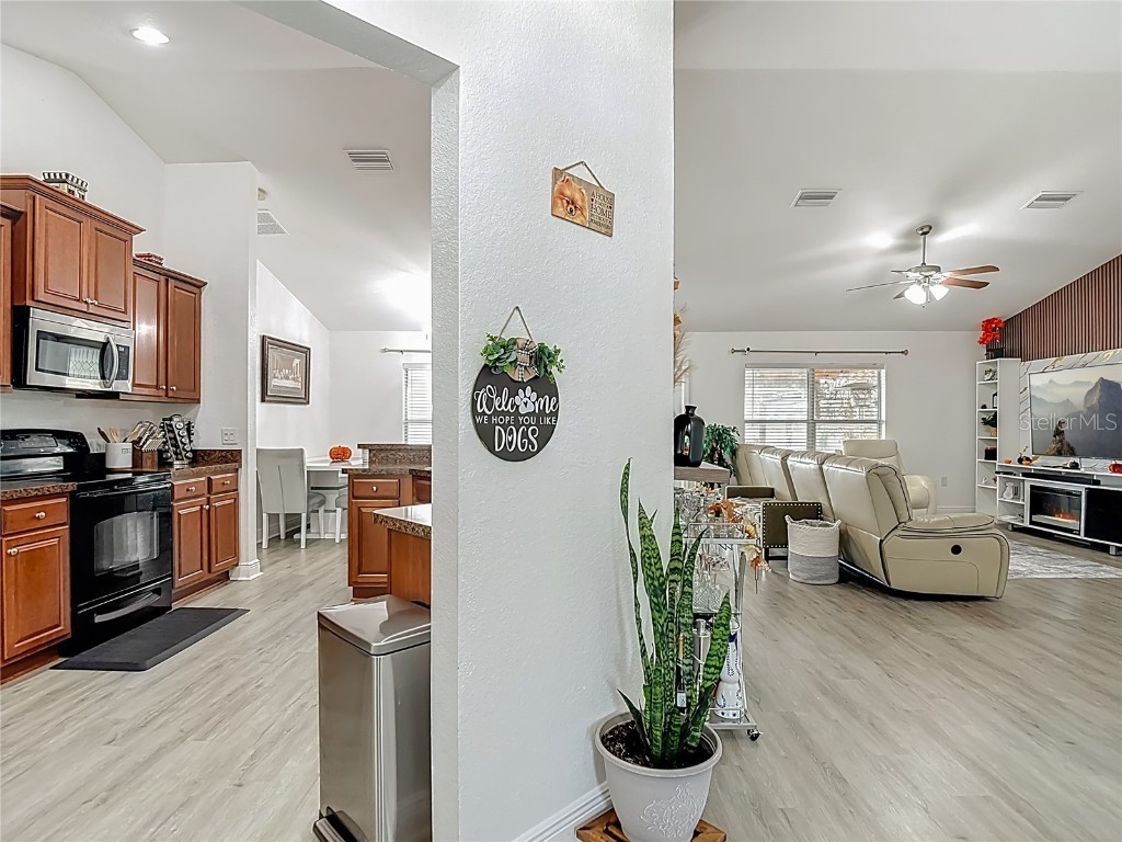 13108 Oneida Street Spring Hill FL 34609 W7880430 image21