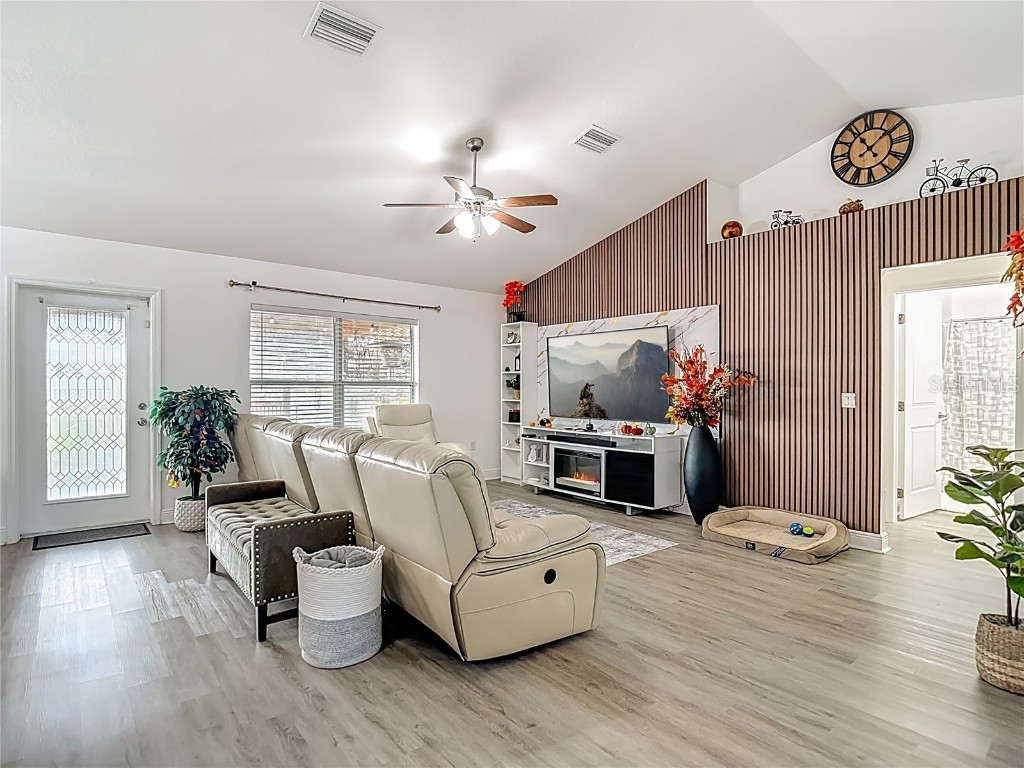 13108 Oneida Street Spring Hill FL 34609 W7880430 image6