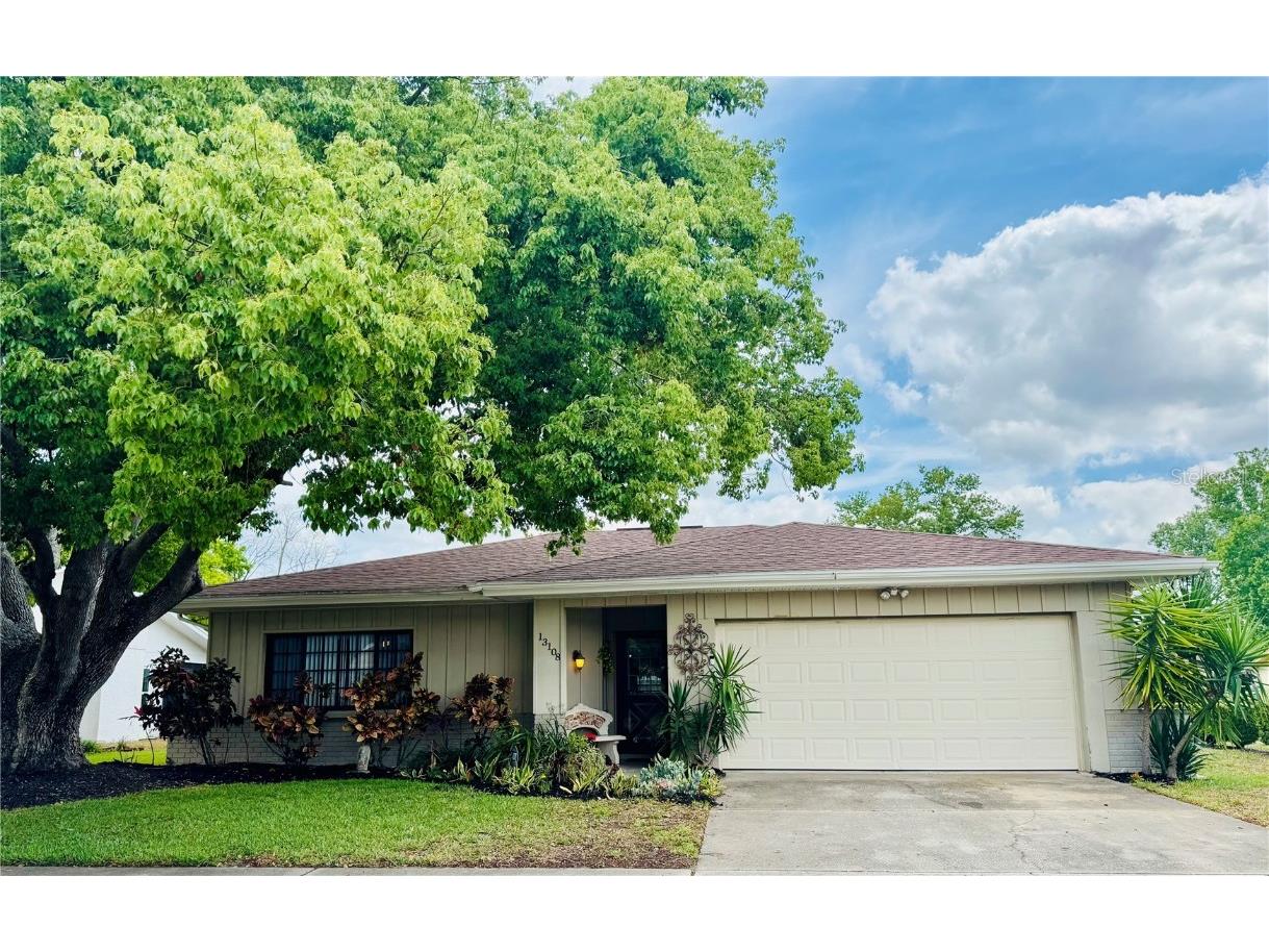 13108 Sheridan Drive Hudson FL 34667 W7875182 image1