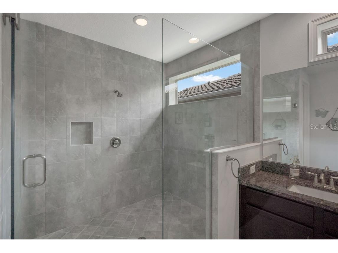 13109 Stanthorne Avenue Orlando FL 32832 O6338392 image44