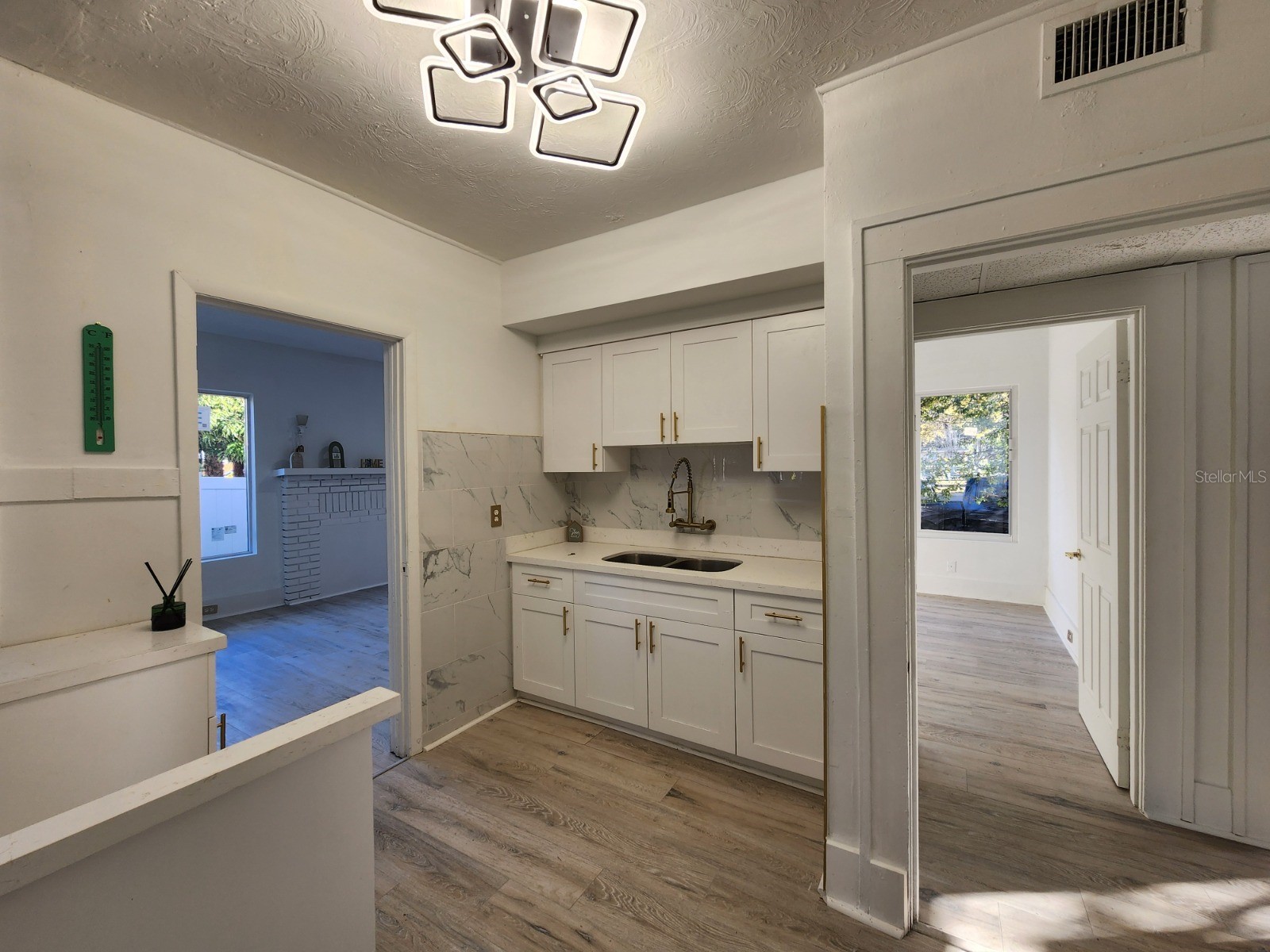 1311 11th Avenue S Saint Petersburg FL 33705 O6381499 image28