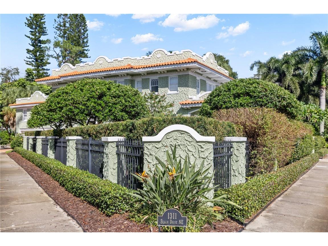 1311 Beach Drive NE Saint Petersburg FL 33701 TB8437792 image13