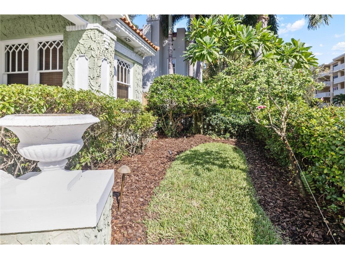 1311 Beach Drive NE Saint Petersburg FL 33701 TB8437792 image17